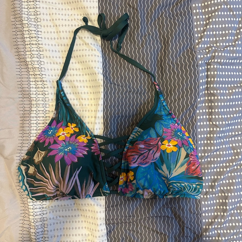 Shade & Shore Floral Bikini Top - Green and Multicolor